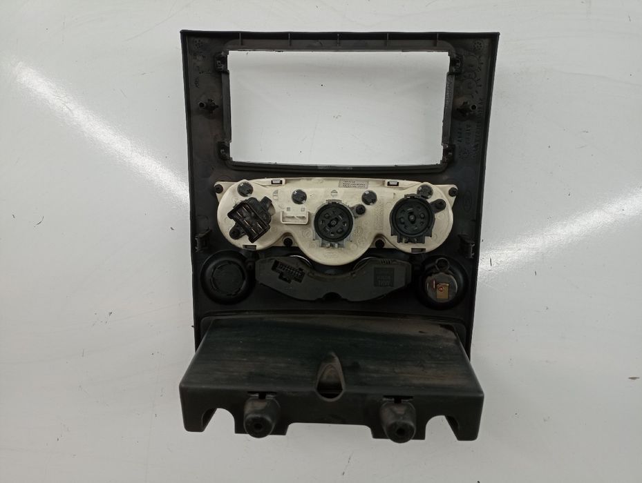 Consola da sofagem - FORD Transit Connect (P65_, P70_, P80_) | 02 -
