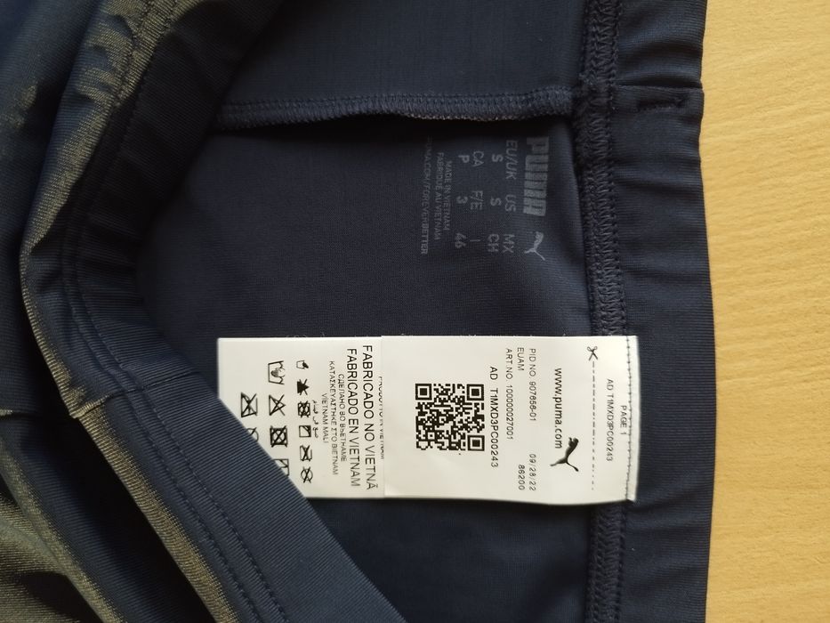 Kąpielówki firmy Puma .