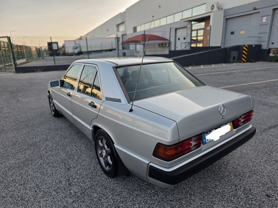 Mercedes Benz 190D 2.5 impecável