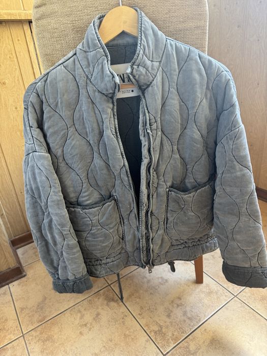 бомбер серый стеганый  zara S
