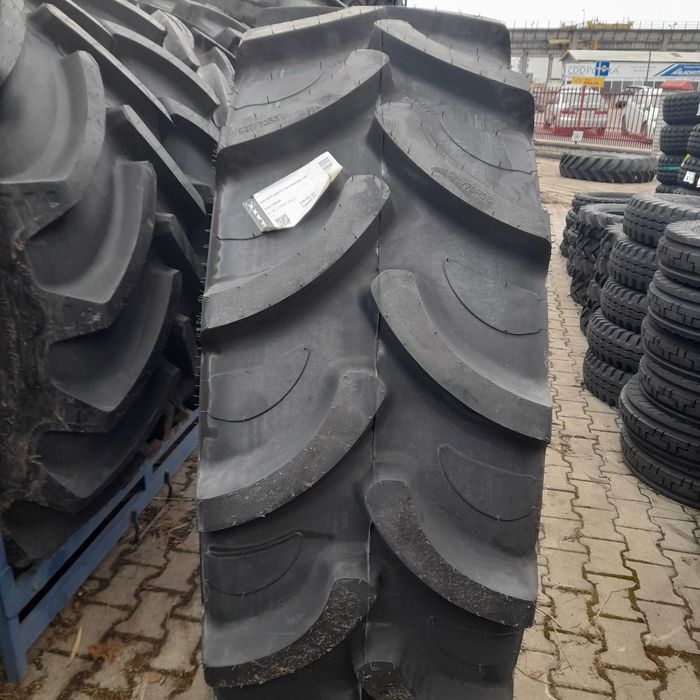 Opona 520/70R38 150A8/B TL Earth-Pro 700 R1-W GALAXY