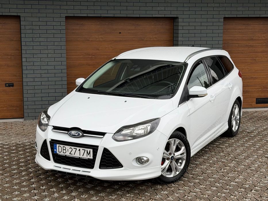Ford Focus 1.6*150PS*Benzyna*ST*Recaro*Biały*Skóra*Kamera*Alu*Zarejestrowany*