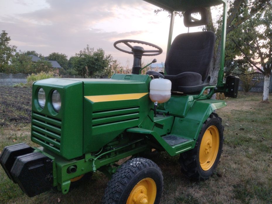 Мінітрактор ХТЗ,КМЗ т-012,т -010.