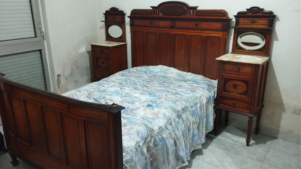 Jogo de quarto  como novo