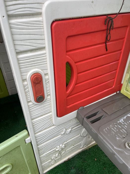 Domek ogrodowy snoby plus stolik i krzeslo snoby