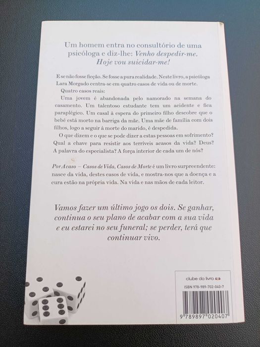 Livro "Por Acaso", de Lara Morgado