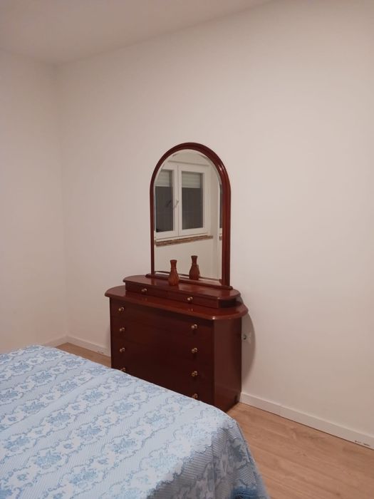 quarto de casal mobiliado