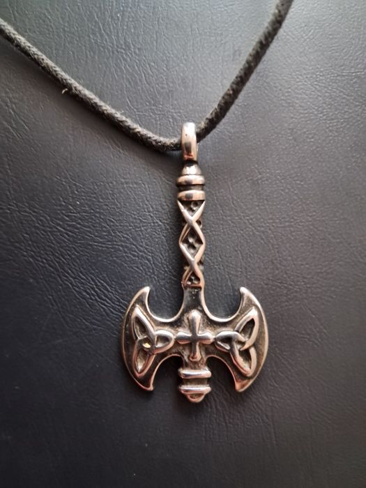 Zawieszka Topór Wikingów