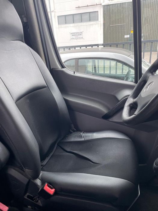Vende-se mercedes Sprinter c/ caixa frigorifica
