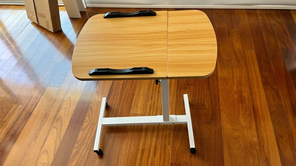 Mesa de apoio multifuncional