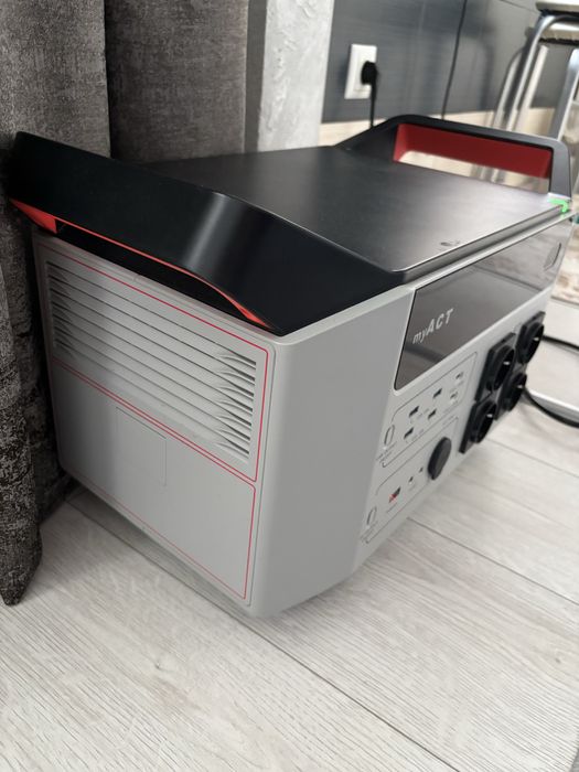 Зарядна станція на 2 кіловата