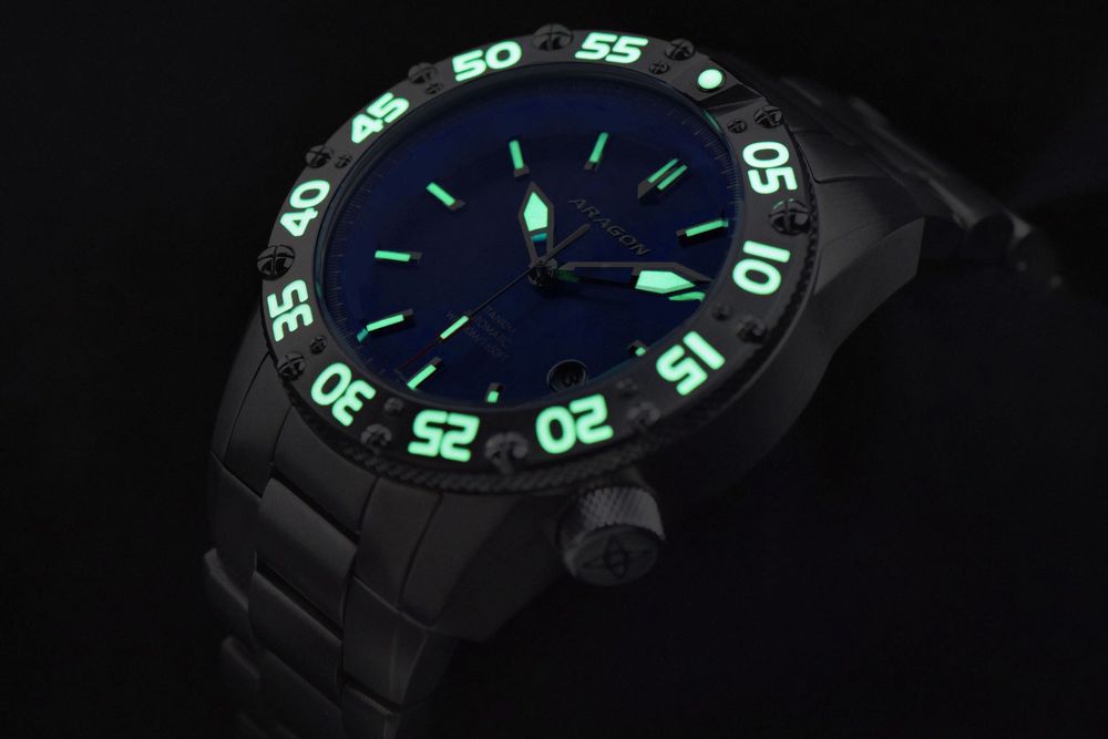 Годинник механічний Aragon ENFORCER Titanium Sapphire 44 mm. 500 MT.