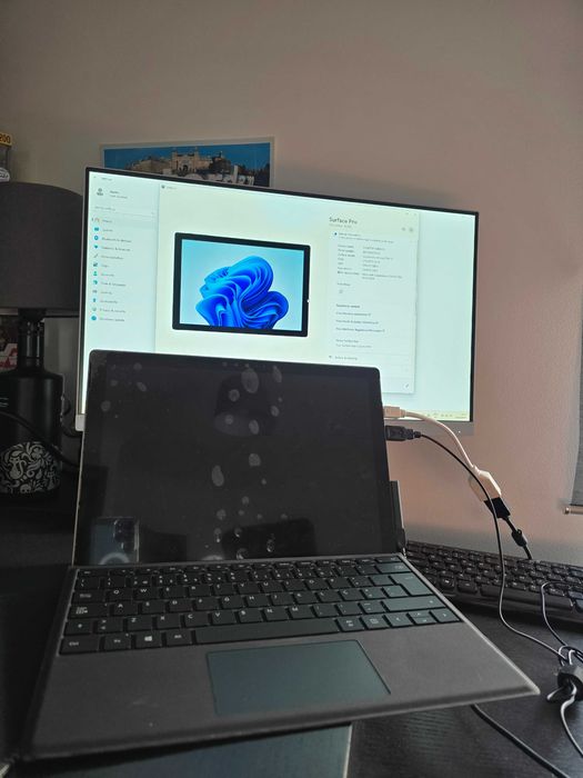 Microsoft surface pro 5472698985487411200