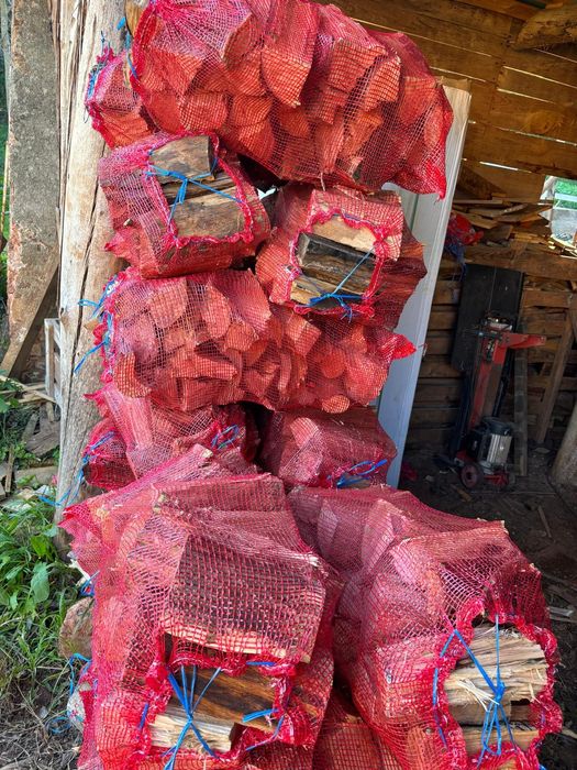 Lenha sacos 40kg  Ecologica Limpeza Mata