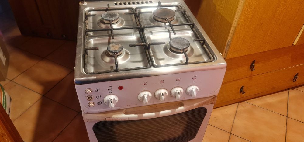 Sprzedam kuchenkę gazową firmy MastercookMasterquk