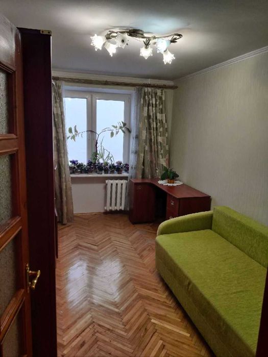 Продаж квартири у Львові 3 кімнати цегляна чешка вул Довженка Сихів