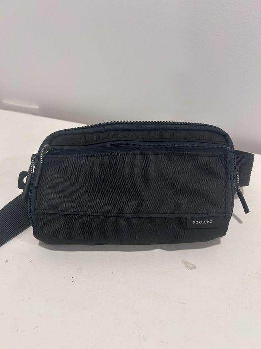 Bolsa de Cintura Forclaz Decathlon Preta - Nova