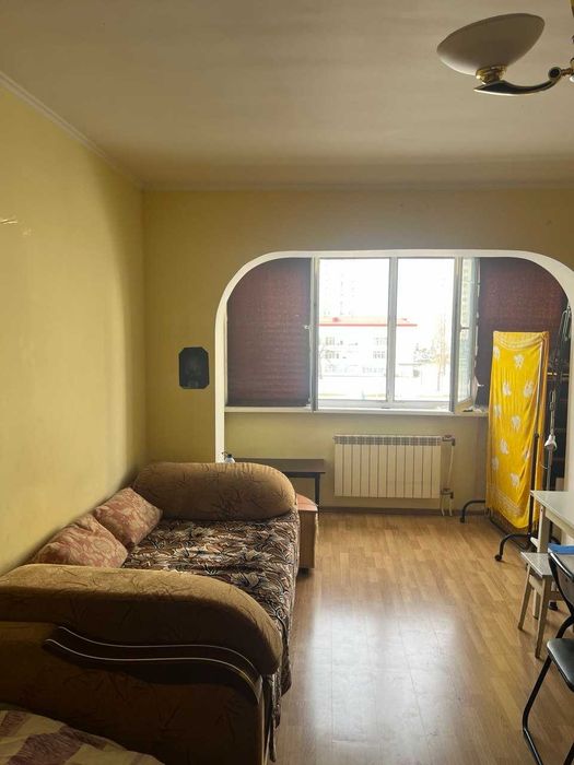 Оболонський проспект, 2а. Метро Обололь 3 хвилини пішки.