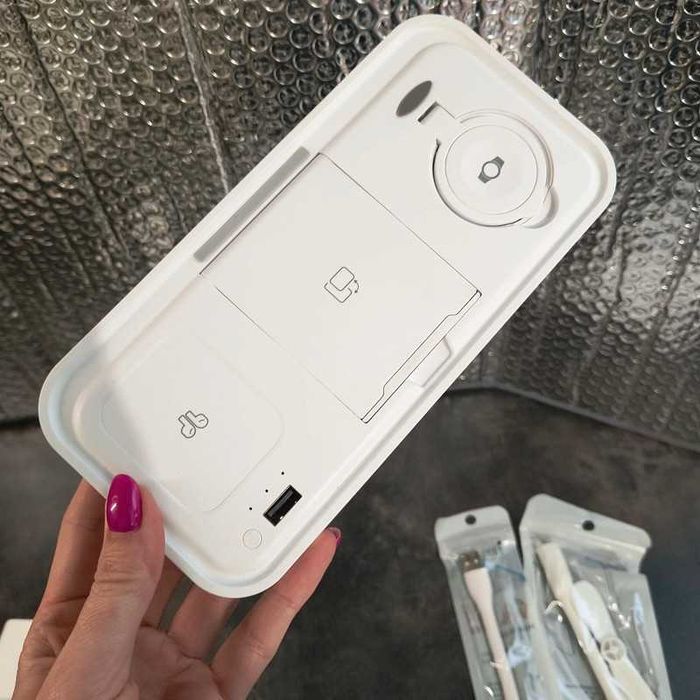 Ładowarka bezprzewodowa 4w1