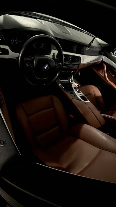 BMW f11 520d z 2011 r.