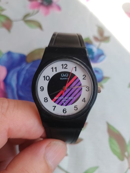 Damski zegarek Q&Q (Citizen)