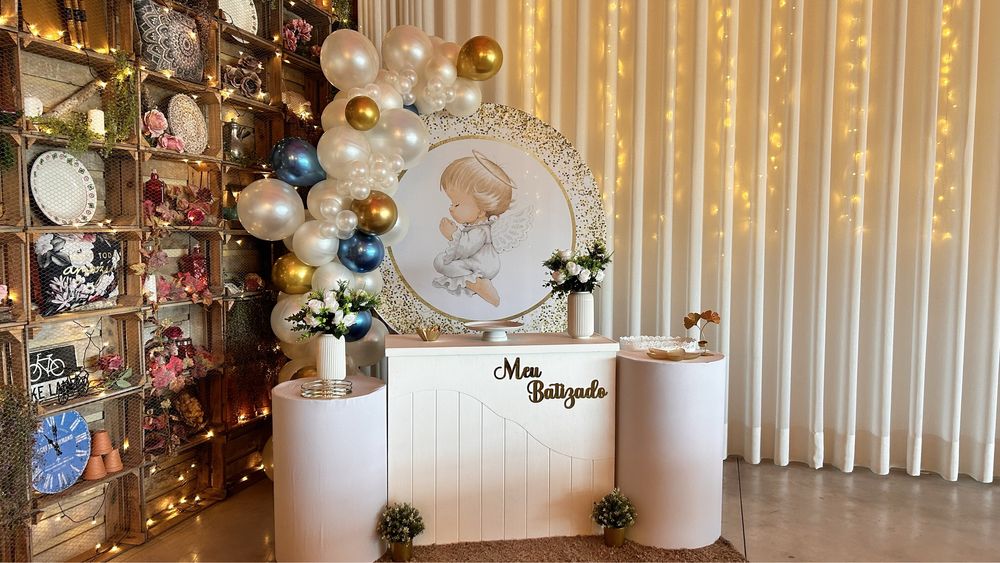 Decoração de Festa em Geral e Arco de Baloẽs