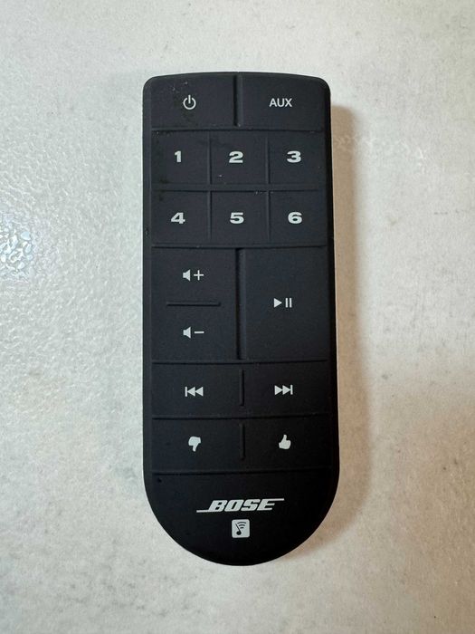 Pilot Oryginalny bose SoundTouch 30