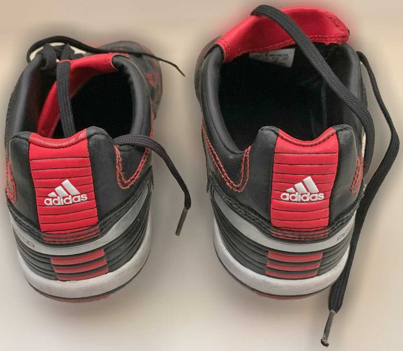 Chuteiras de Futebol Adidas Unissexo, Preto e Vermelho, como Novas