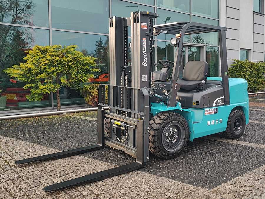 Wózek widłowy Baoli KBD35 3,5 tony diesel triplex 4,5 m | 7 mth | 2025