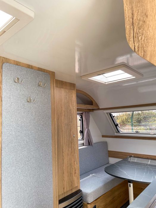 Caravana N-CROSS da marca NIEWIADOW