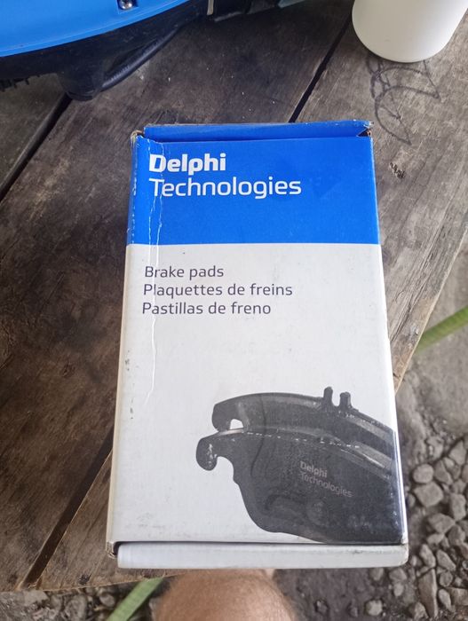 Гальмівні колодки(ford ranger, mazda b series)