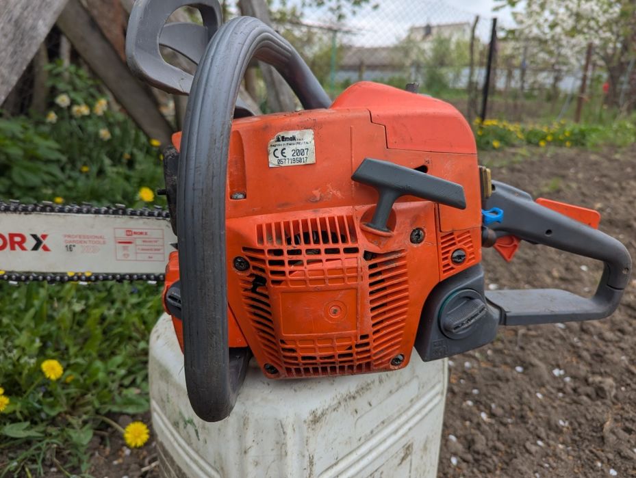 Бензопила Oleo mac 952