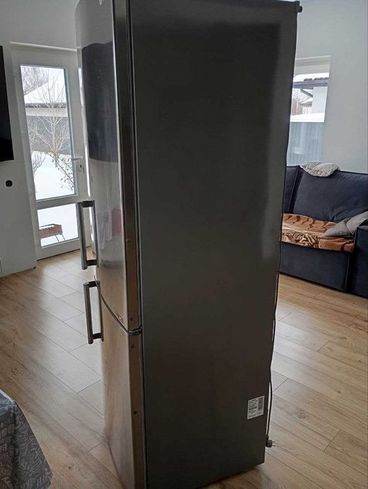 Продам інверторний холодильник LG GW-B469BLCM (б/в)