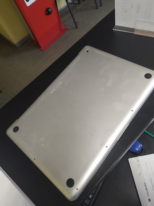 Корпус macbook pro