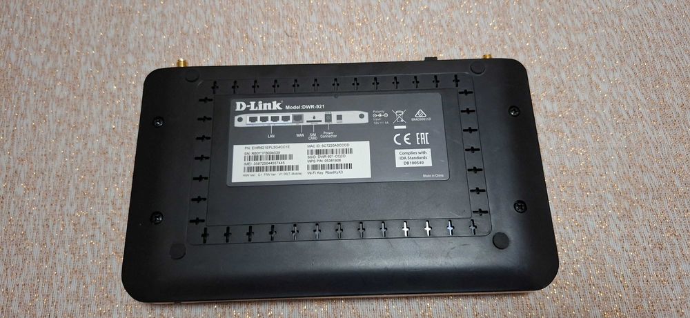 Router Wi‑Fi D-Link DWR‑921 z modemem 3G/4G LTE
