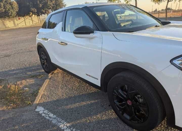 DS DS3 Crossback PureTech 130 Aut. PERFORMANCE LINE — photo 4