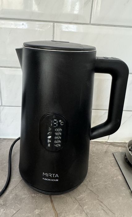 Електрочайник Mirta KT-1000W