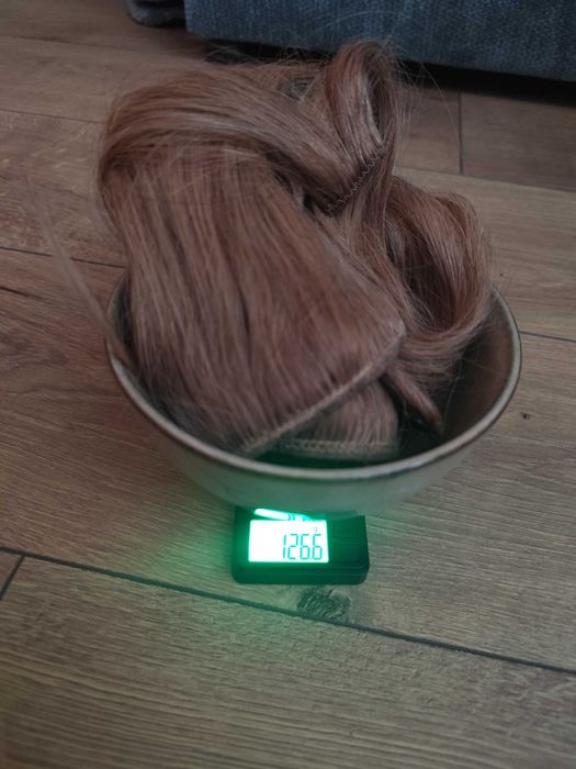 Naturalne włosy ciemny blond doczepiane 5 taśm na spinki 45 cm 126 g
