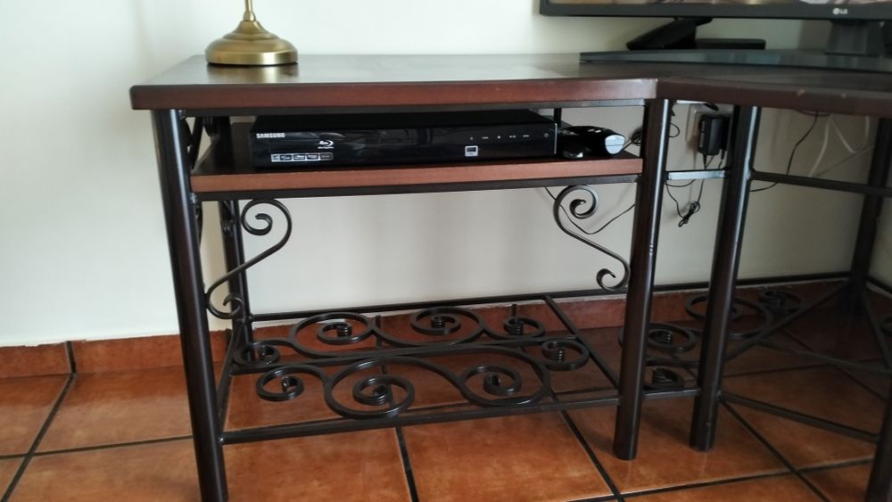Móvel de canto para Tv