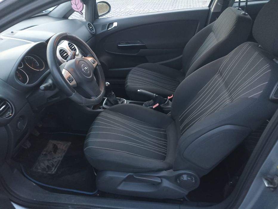 Opel Corsa D 1.2 benzyna z Niemiec