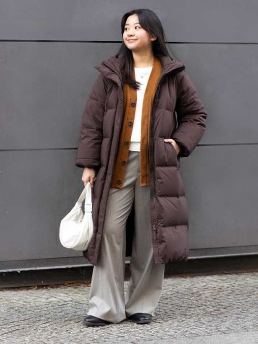 Очень теплый женский шоколадный пуховик  Uniqlo midi(р.S-M)оригинал