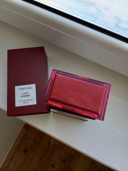Tom Ford lost cherry polecam