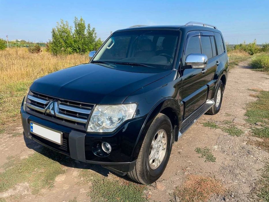 Mitsubishi Pajero Wagoon IV