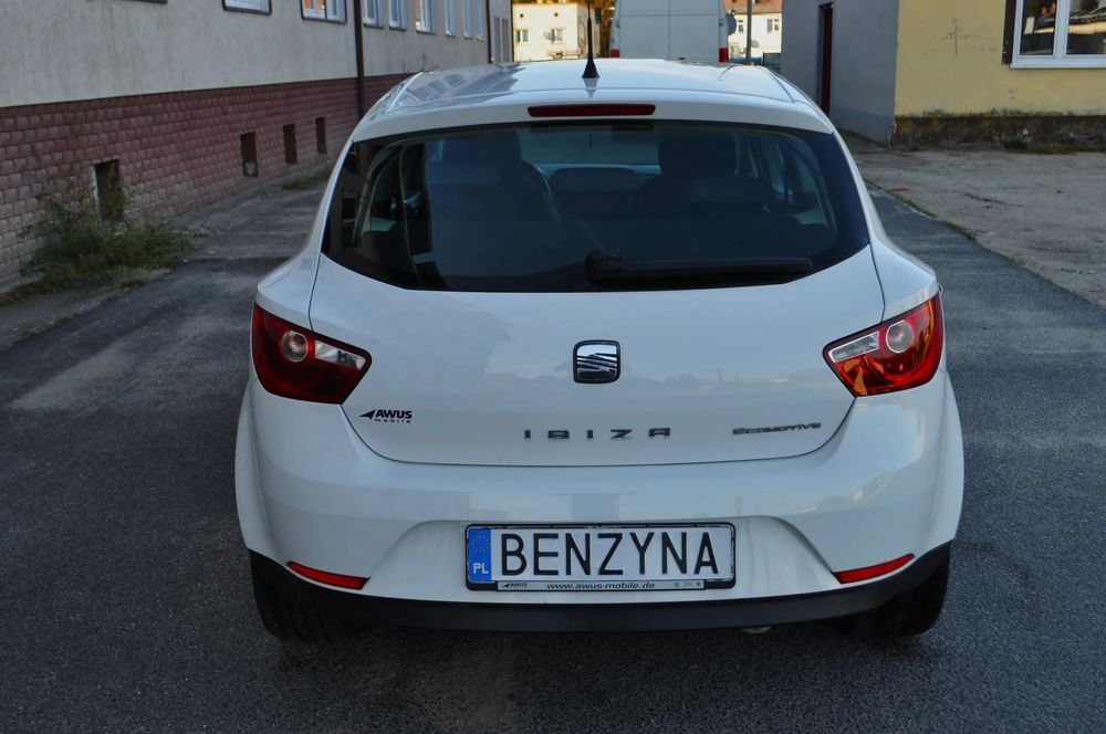 Seat Ibiza HATCHBACK 95000km benzynka ALU16 klima SERWIS