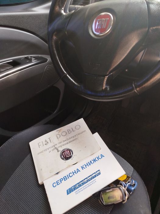 Продаж автомобіль Fiat Doblo Panorama
