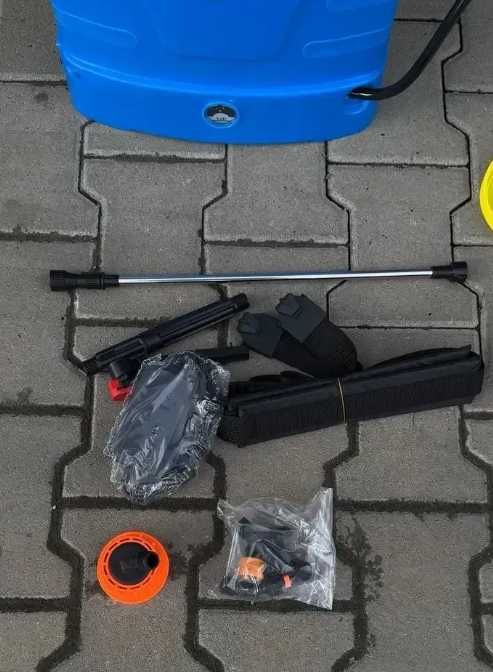 Обприскувач акумуляторний 16 л ранцевий садовий 12В для обробки