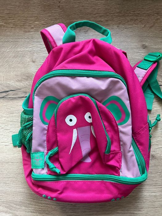 Plecaki różne do szkoły