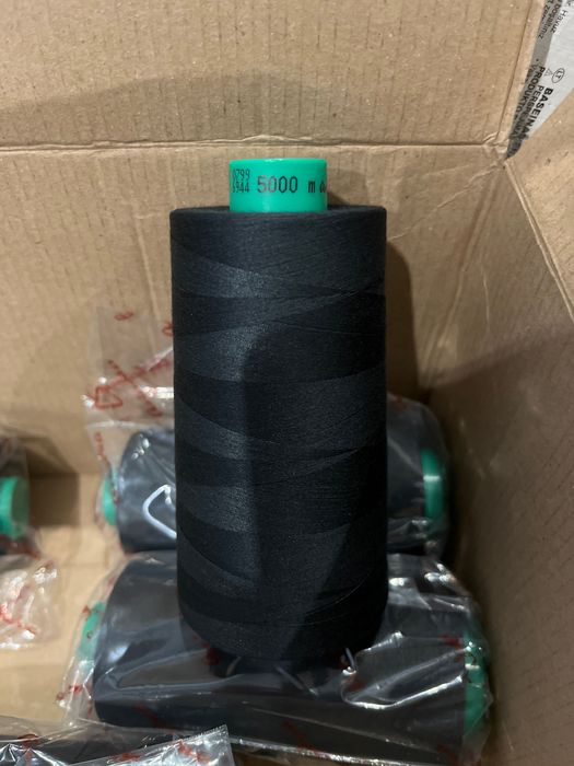 Продам швейні армовані нитки Ariadna