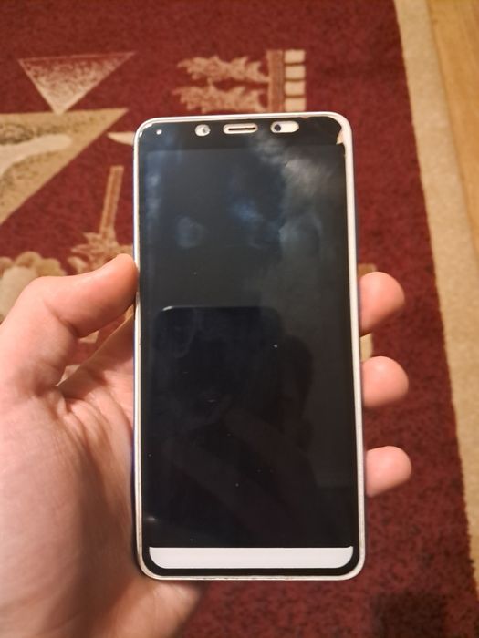 Продаю телефон redmi 6a