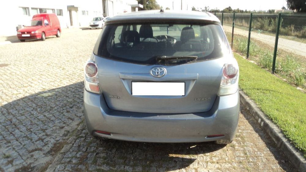 Toyota Verso 2.0 D-4D 2009 - Para Peças